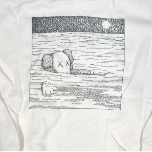 NWT | Uniqlo UT x Kaws | Sweatshirt | White (Kids Size 13) - Picture 5 of 5